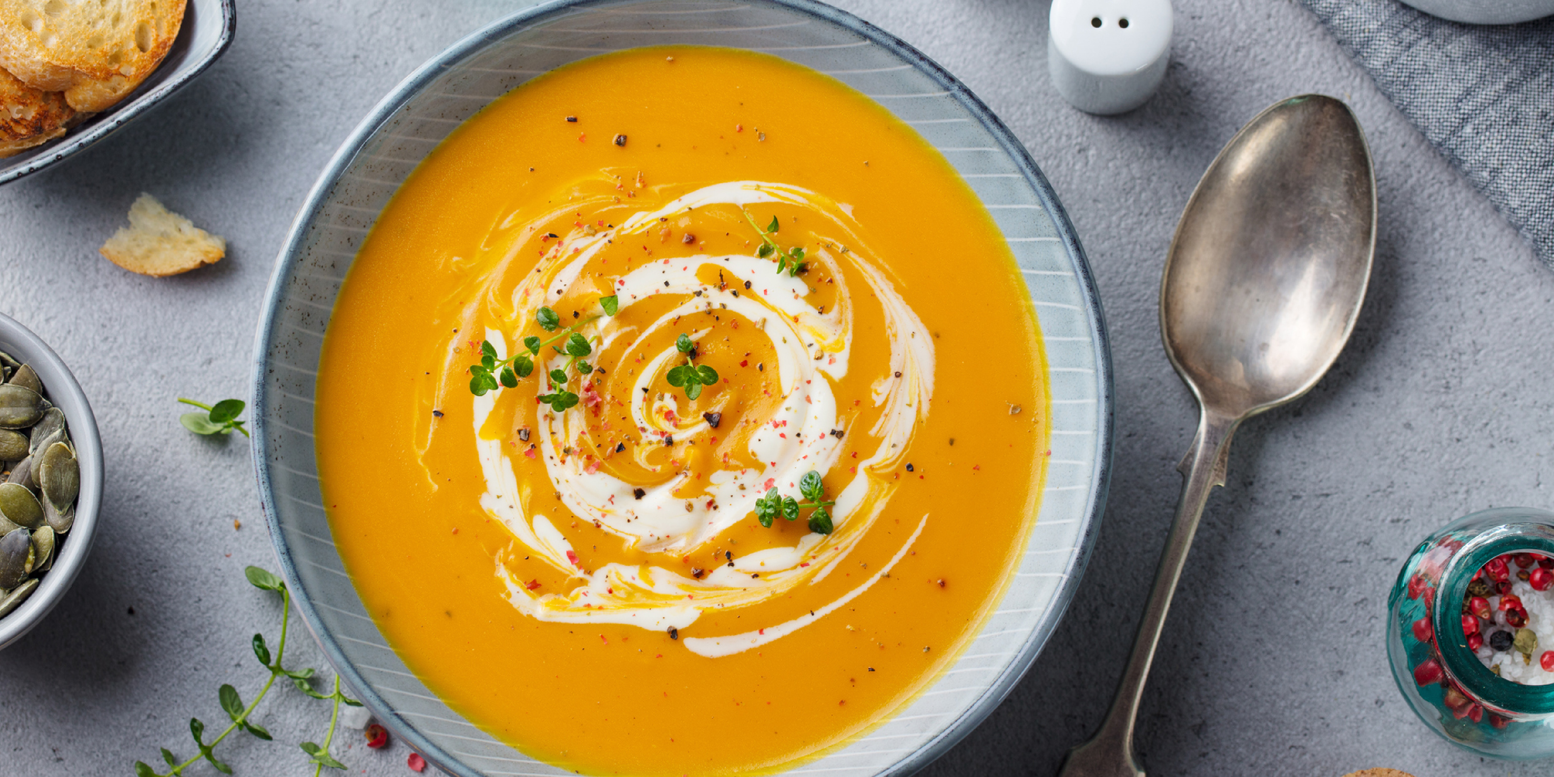 La soupe de lentilles corail au lait de coco